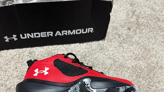 Under Armour Grade School Lockdown バッシュ Amazon.com | Under Armour Unisex Little Kid Pre School